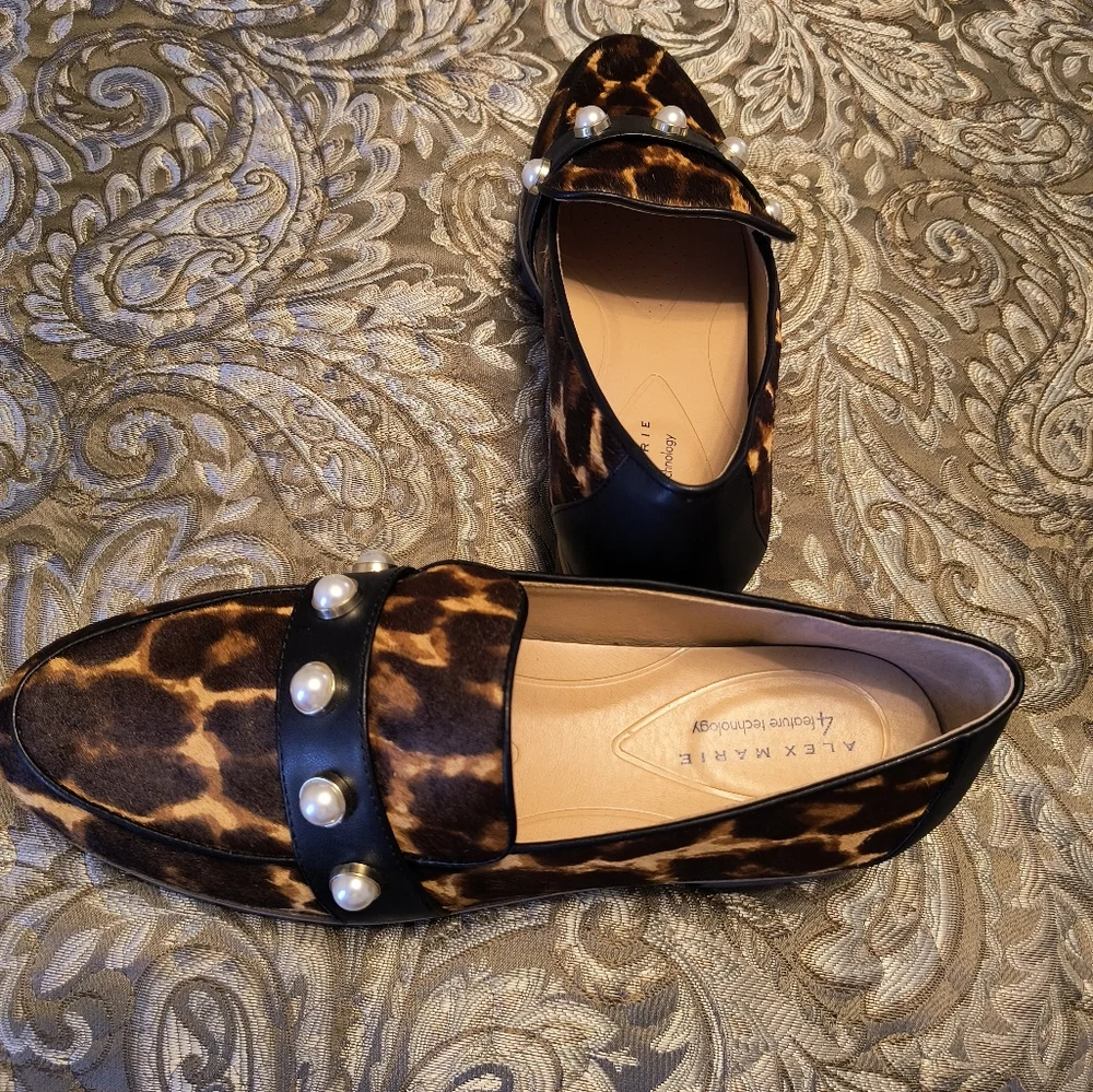 Alex Marie (Worn only Once) - Picture 1 of 3